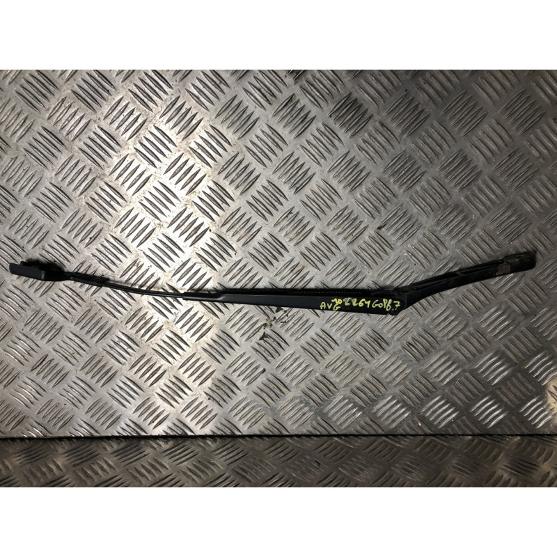 Bras essuie glace avant gauche VOLKSWAGEN GOLF 7 PHASE 1 d’occasion