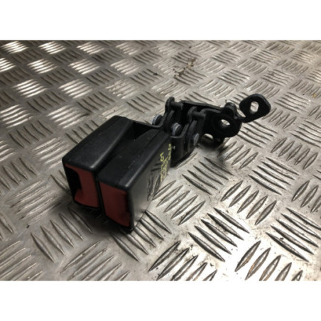 Attache ceinture arriere centrale VOLKSWAGEN GOLF 7 PHASE 1 d’occasion
