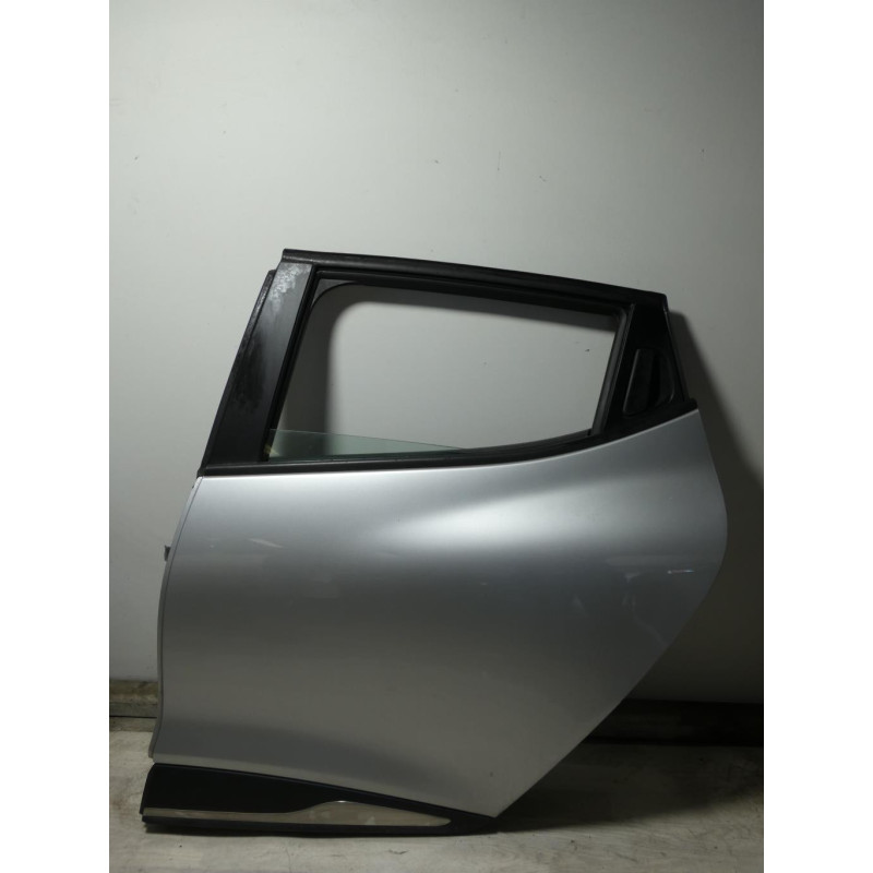 Porte arriere gauche RENAULT CLIO 4 PHASE 2 d’occasion