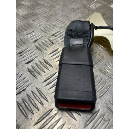 Attache ceinture arriere gauche SUZUKI BALENO 2 d’occasion