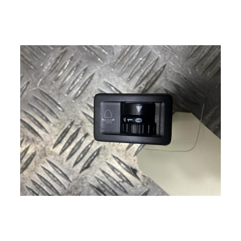 Commande de reglage hauteur de phare SUZUKI BALENO 2 d’occasion