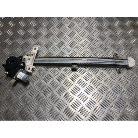 Leve vitre electrique avant droit SUZUKI BALENO 2 d’occasion