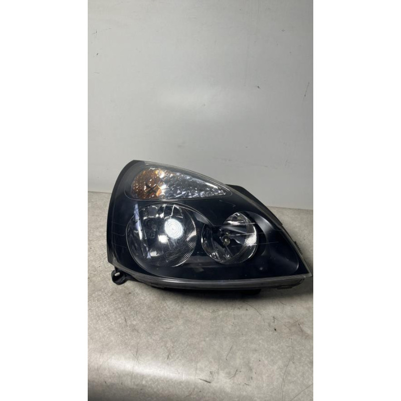 Optique avant principal droit (feux)(phare) RENAULT CLIO 2 PHASE 2 d’occasion