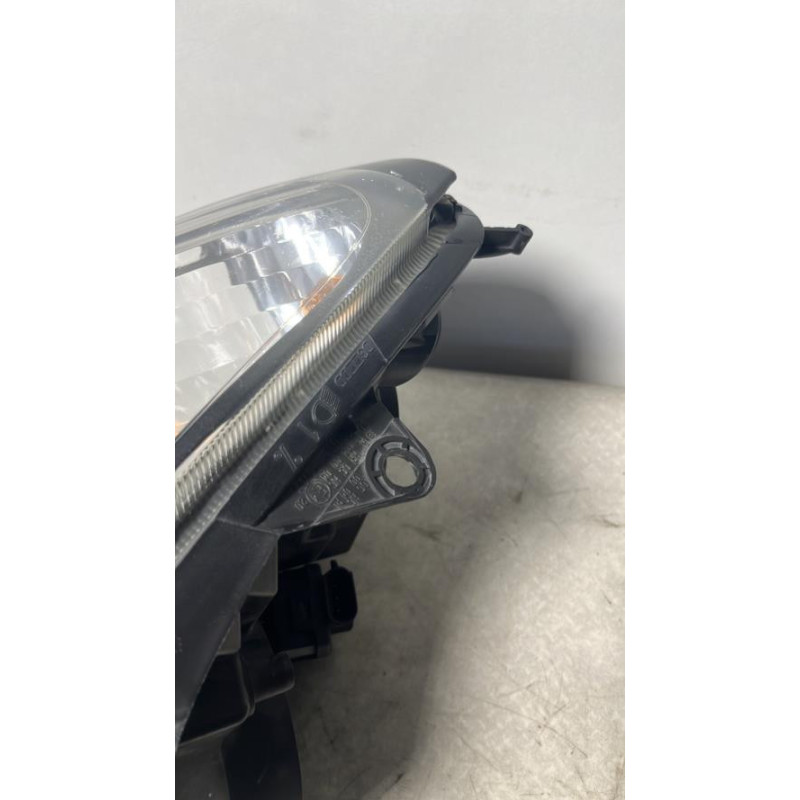 Optique avant principal droit (feux)(phare) RENAULT CLIO 2 PHASE 2 d’occasion