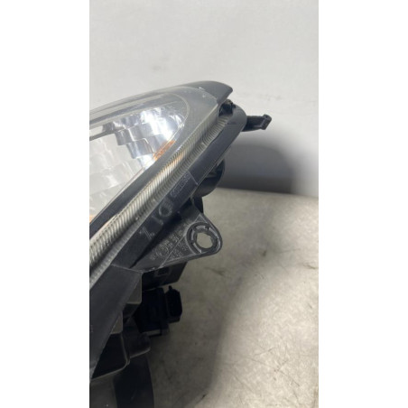 Optique avant principal droit (feux)(phare) RENAULT CLIO 2 PHASE 2 d’occasion