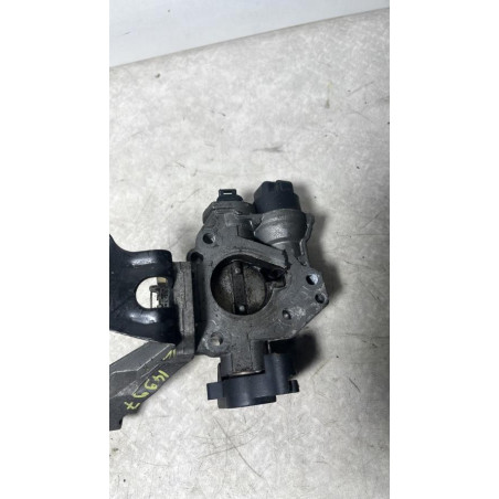 Boitier papillon RENAULT CLIO 2 PHASE 1 d’occasion