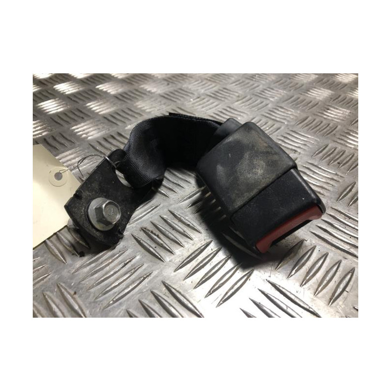 Attache ceinture arriere droit NISSAN JUKE 1 PHASE 2 d’occasion