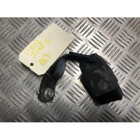 Attache ceinture arriere droit NISSAN JUKE 1 PHASE 2 d’occasion