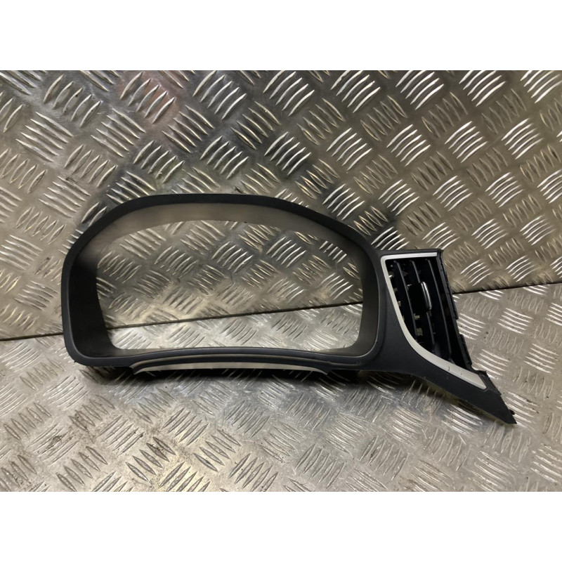 Casquette tableau de bord SUZUKI BALENO 2 d’occasion