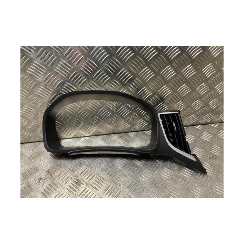 Casquette tableau de bord SUZUKI BALENO 2 d’occasion