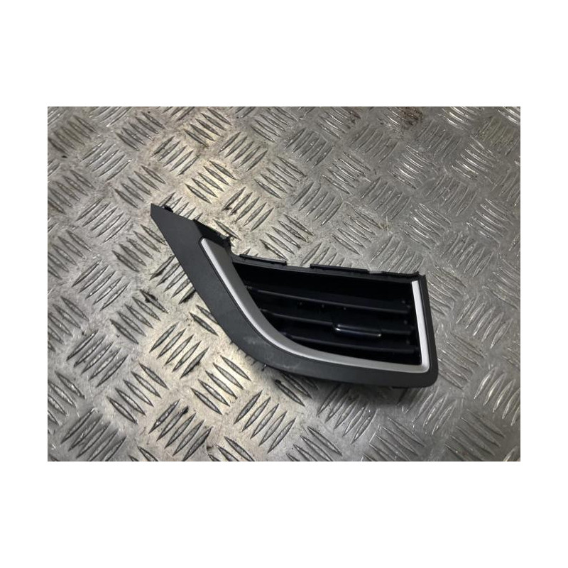 Aerateur tableau de bord SUZUKI BALENO 2 d’occasion