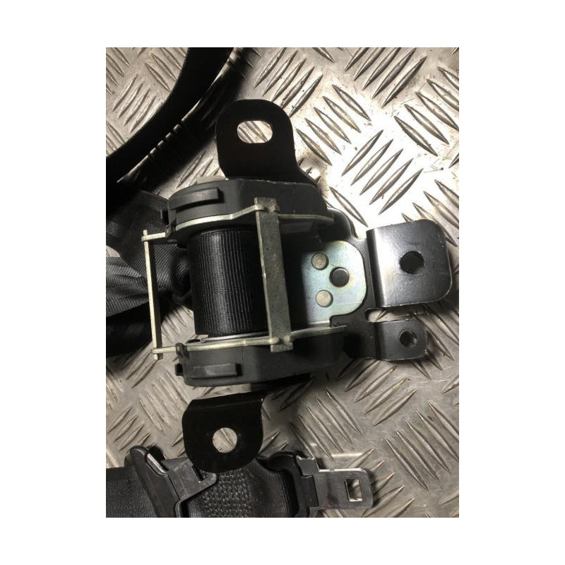 Ceinture arriere centrale NISSAN QASHQAI 1 PHASE 2 d’occasion