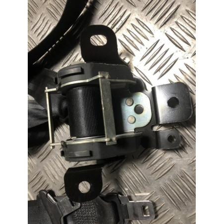 Ceinture arriere centrale NISSAN QASHQAI 1 PHASE 2 d’occasion