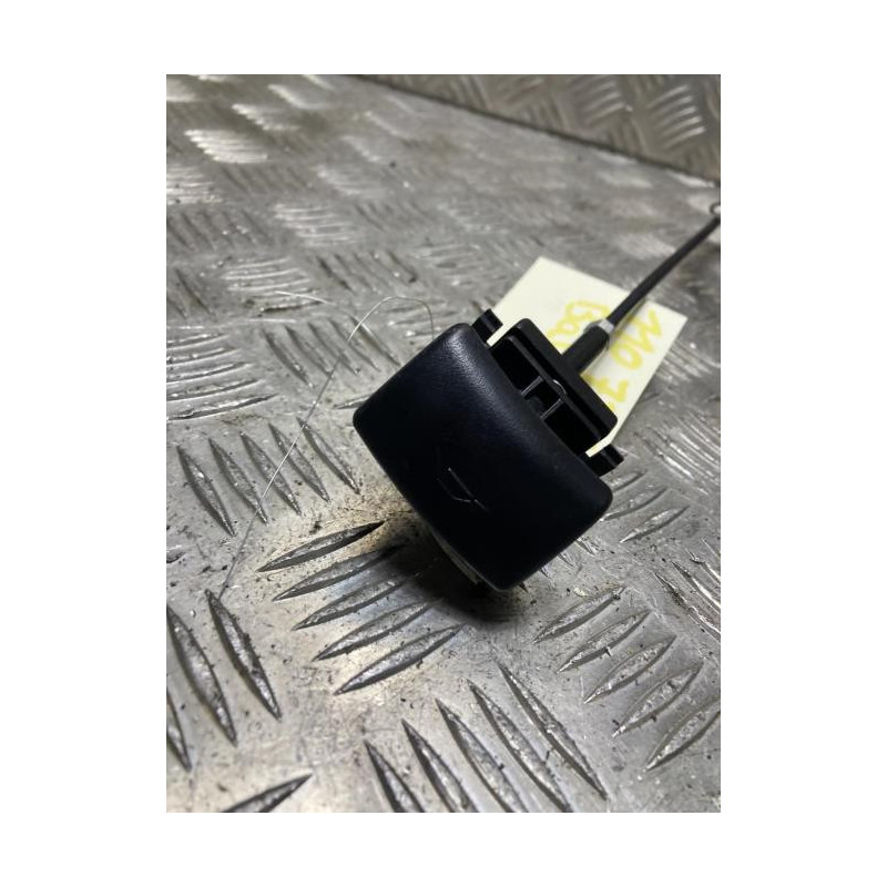Poignee d'ouverture de capot SUZUKI BALENO 2 d’occasion