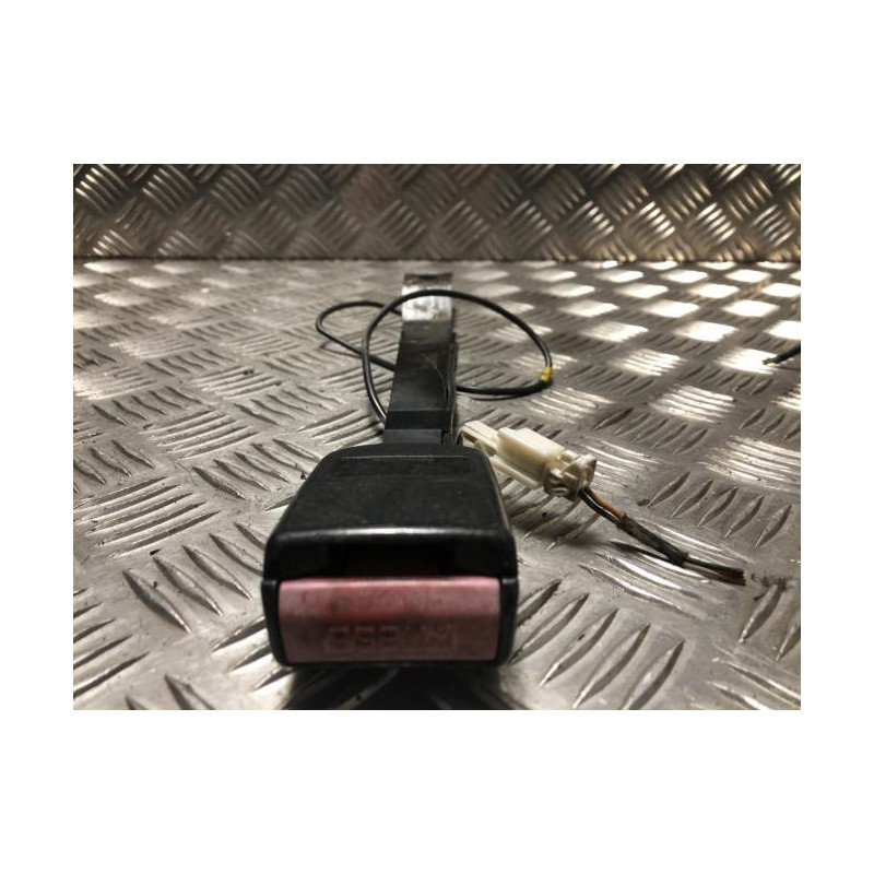 Attache ceinture avant gauche NISSAN QASHQAI 1 PHASE 2 d’occasion