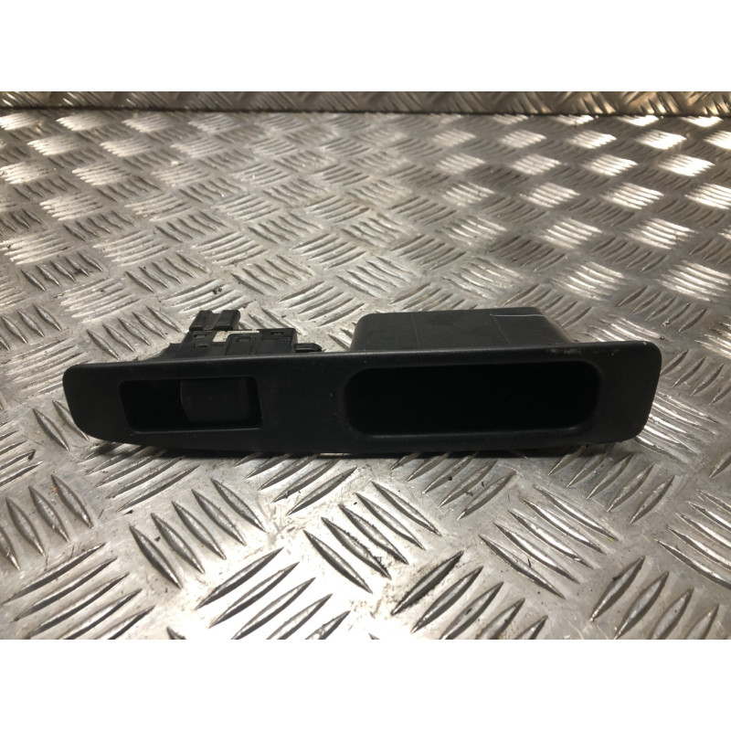 Interrupteur de leve vitre arriere droit NISSAN QASHQAI 1 PHASE 2 d’occasion