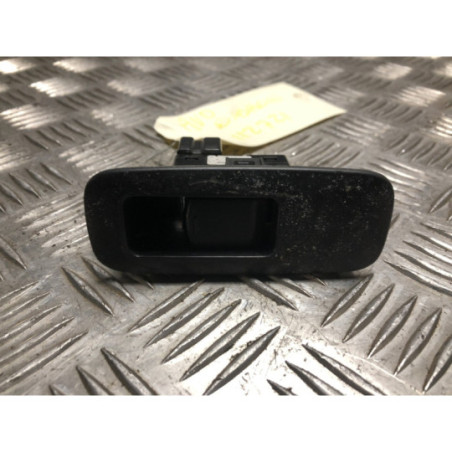 Interrupteur de leve vitre avant droit NISSAN QASHQAI 1 PHASE 2 d’occasion