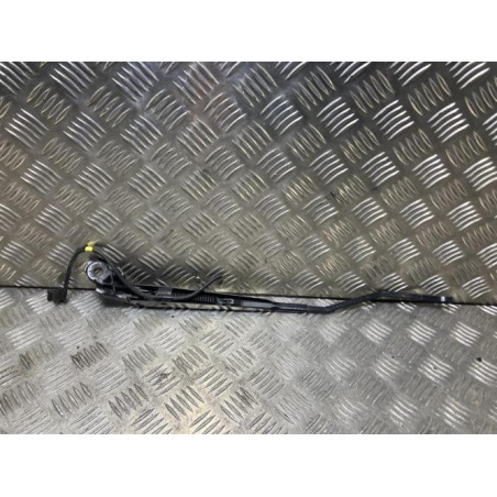 Bras essuie glace avant gauche CITROEN C4 CACTUS d’occasion