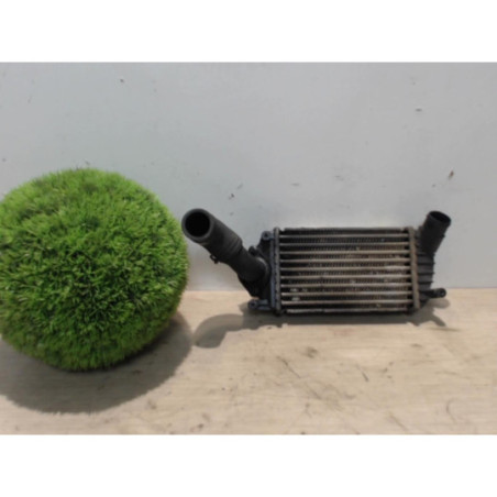 Echangeur air (Intercooler) VOLKSWAGEN POLO 3 PHASE 2 d’occasion