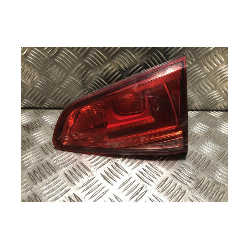 Feu arriere secondaire droit (feux) VOLKSWAGEN GOLF 7 PHASE 1 d’occasion