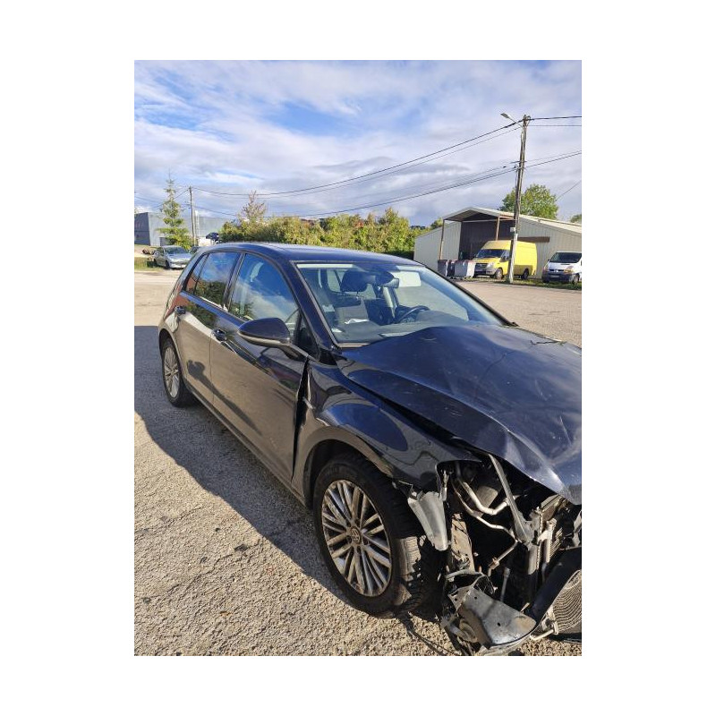 Feu arriere secondaire droit (feux) VOLKSWAGEN GOLF 7 PHASE 1 d’occasion