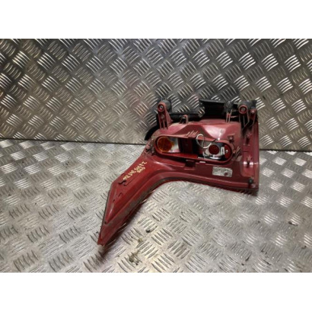 Feu arriere principal droit (feux) PEUGEOT 5008 1 PHASE 1 d’occasion