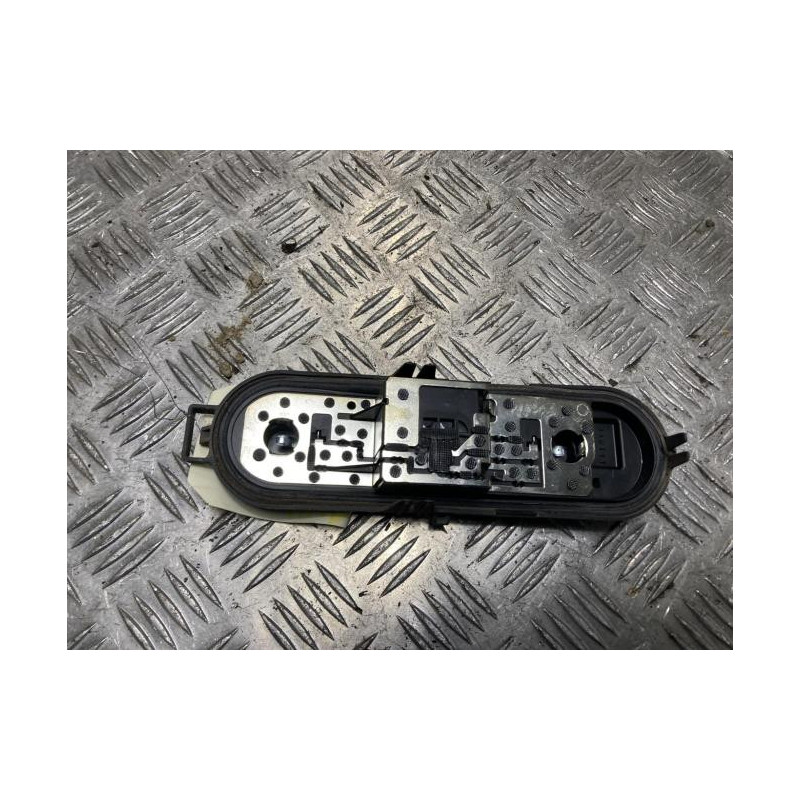 Platine feu arriere droit PEUGEOT 5008 1 PHASE 1 d’occasion