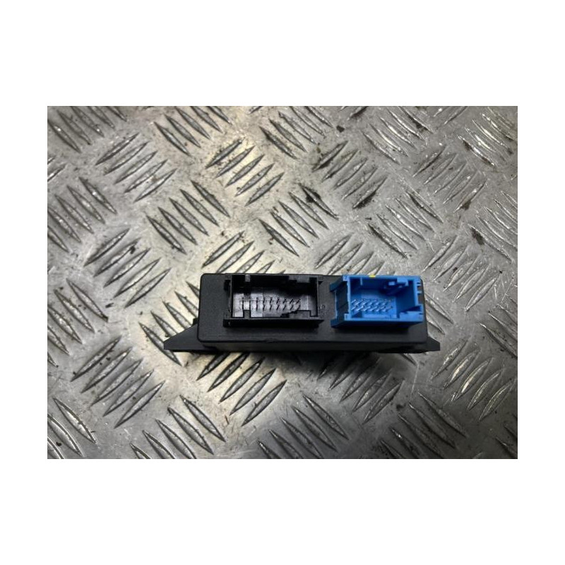 Boitier d'aide au stationnement PEUGEOT 5008 1 PHASE 1 d’occasion