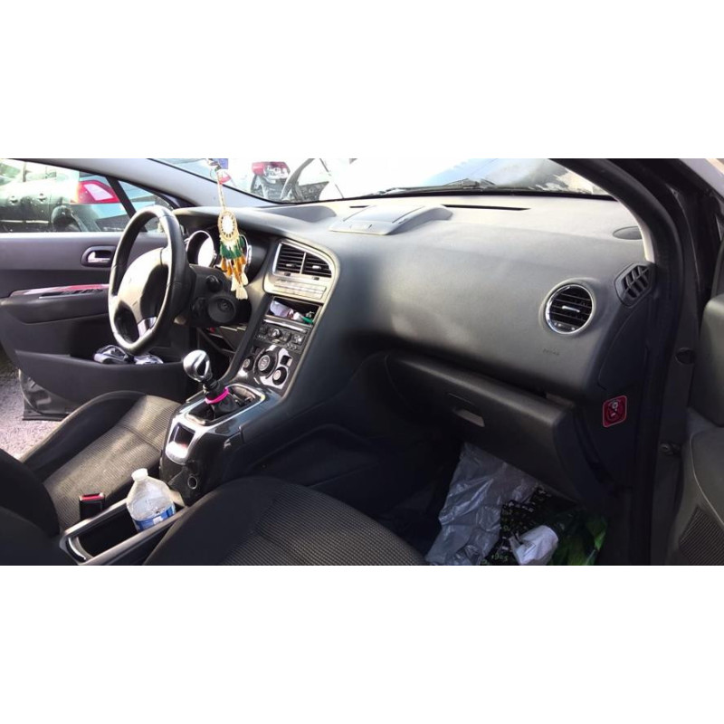 Boitier d'aide au stationnement PEUGEOT 5008 1 PHASE 1 d’occasion