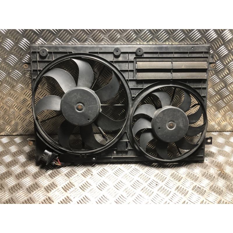 Moto ventilateur radiateur VOLKSWAGEN GOLF PLUS PHASE 1 d’occasion