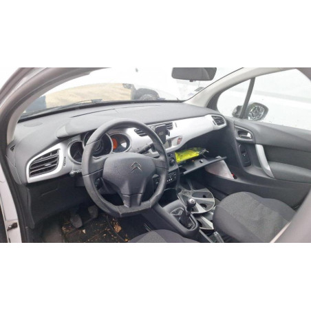 Platine feu arriere gauche CITROEN C3 2 PHASE 1 d’occasion