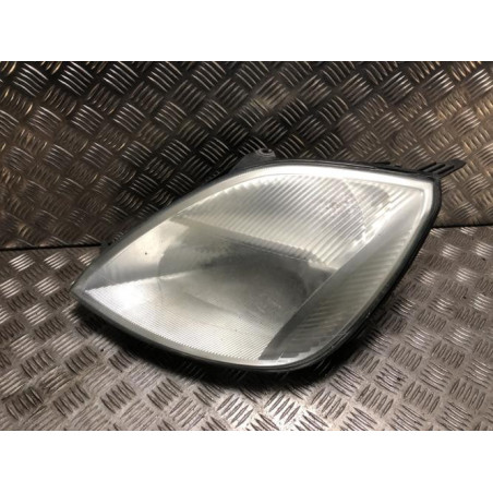 Optique avant principal gauche (feux)(phare) FORD FIESTA 5 PHASE 1 d’occasion