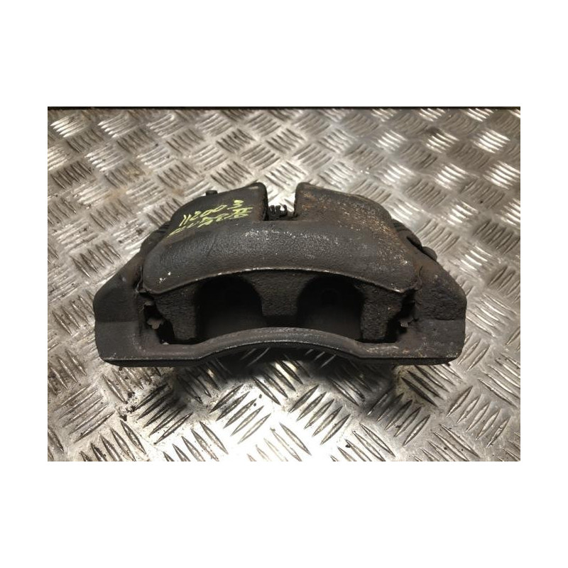 Etrier avant droit (freinage) FIAT SCUDO 2 d’occasion
