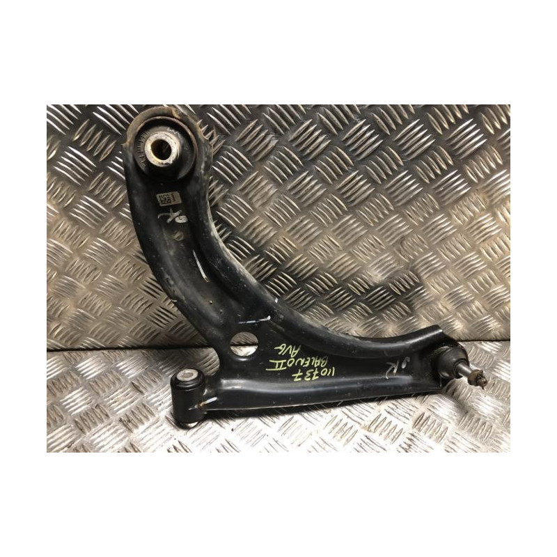 Triangle avant gauche SUZUKI BALENO 2 d’occasion