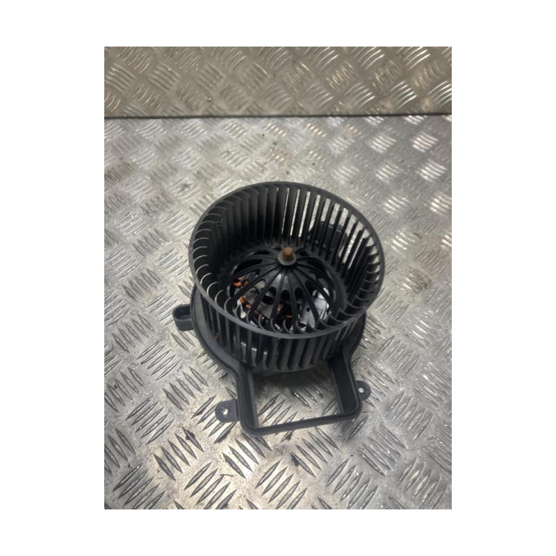 Ventilateur chauffage PEUGEOT 5008 1 PHASE 1 d’occasion