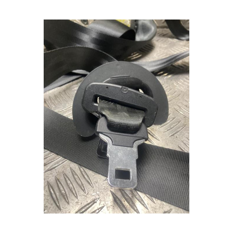 Ceinture arriere centrale PEUGEOT 5008 1 PHASE 1 d’occasion