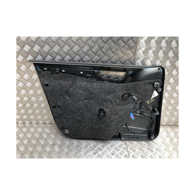 Panneau de porte avant droit AUDI A4 3 ALLROAD BREAK d’occasion