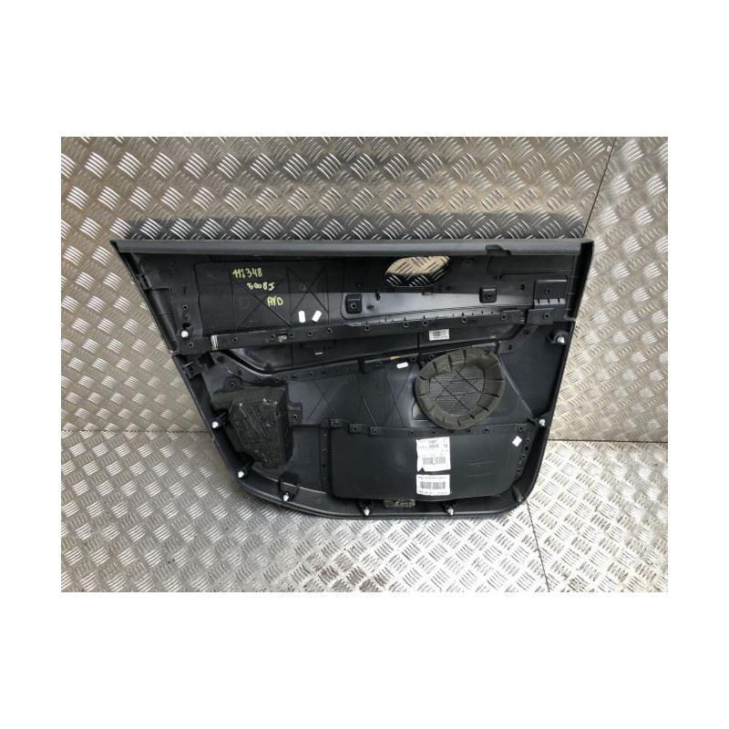 Panneau de porte avant droit PEUGEOT 5008 1 PHASE 1 d’occasion