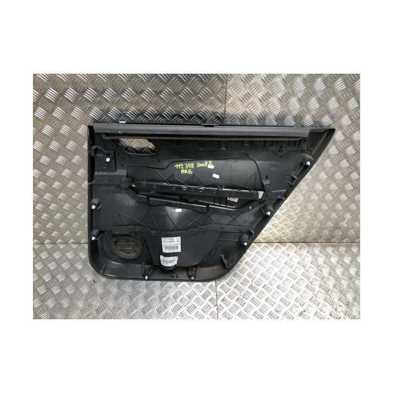 Panneau de porte arriere gauche PEUGEOT 5008 1 PHASE 1 d’occasion