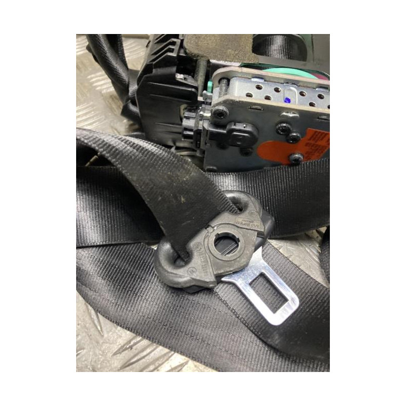 Ceinture avant droit AUDI A4 3 ALLROAD BREAK d’occasion
