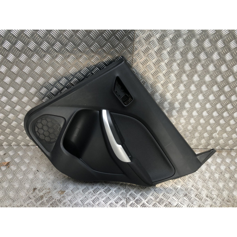 Panneau de porte arriere droit SUZUKI BALENO 2 d’occasion