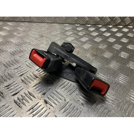 Attache ceinture arriere gauche AUDI A4 3 ALLROAD BREAK d’occasion