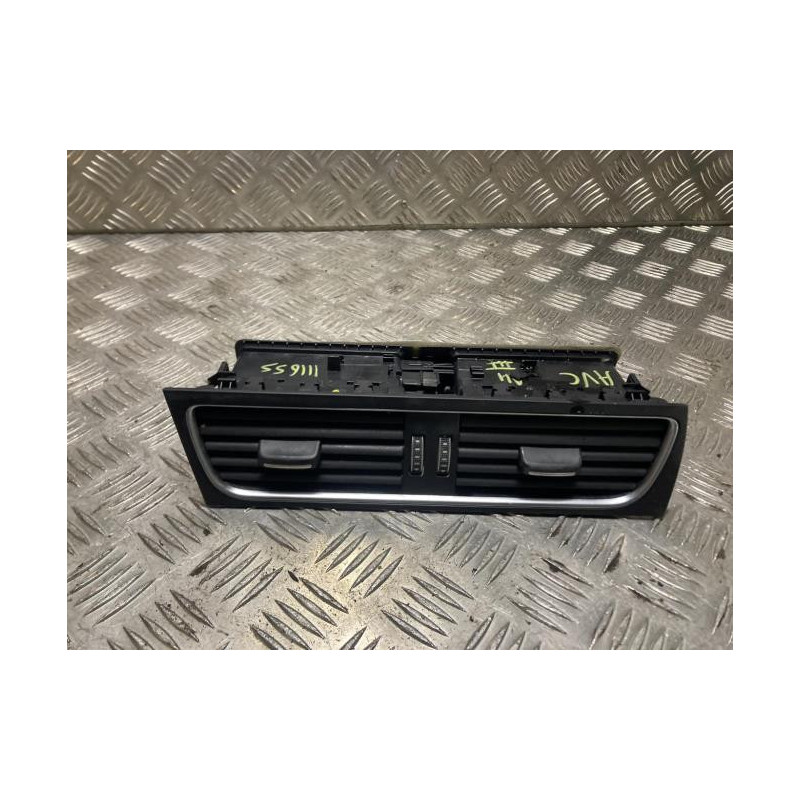 Aerateur tableau de bord AUDI A4 3 ALLROAD BREAK d’occasion