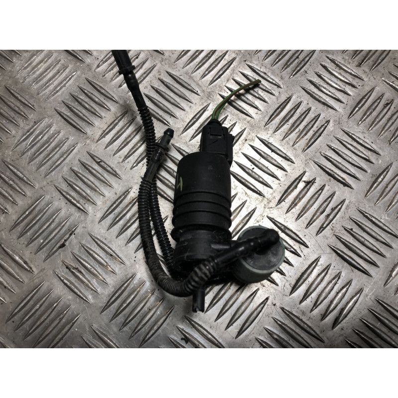 Pompe lave glace avant VOLKSWAGEN GOLF 4 d’occasion