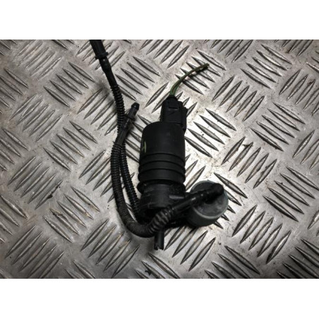 Pompe lave glace avant VOLKSWAGEN GOLF 4 d’occasion