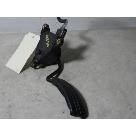 Pedale d'accelerateur RENAULT KANGOO 2 PHASE 1 d’occasion