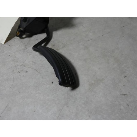 Pedale d'accelerateur RENAULT KANGOO 2 PHASE 1 d’occasion