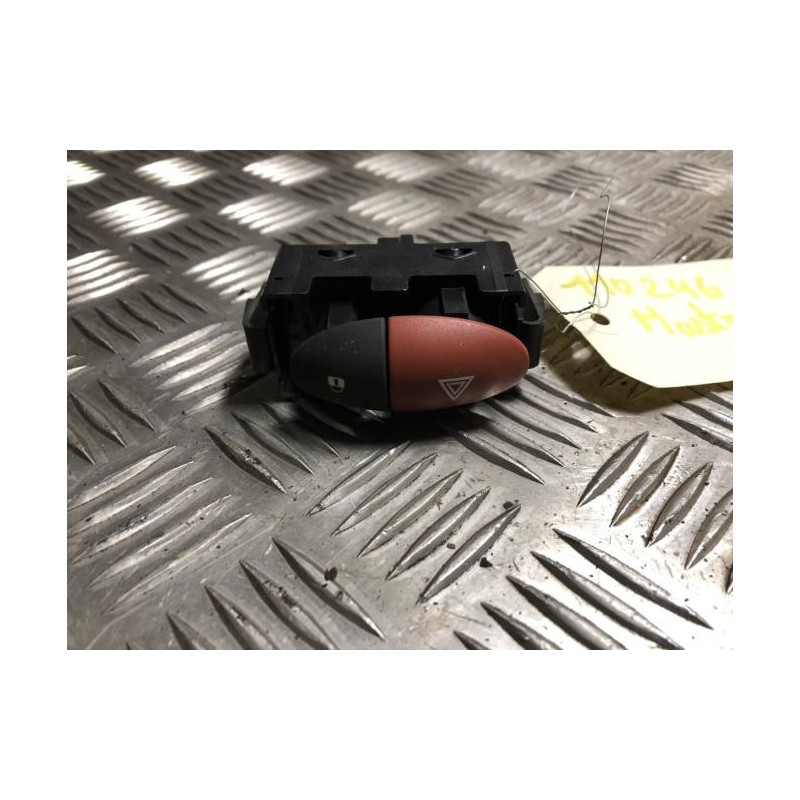 Bouton de warning RENAULT MASTER 3 PHASE 2 d’occasion