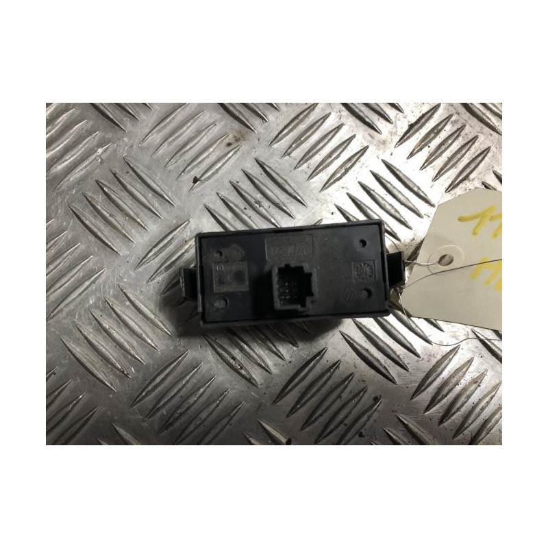 Bouton de warning RENAULT MASTER 3 PHASE 2 d’occasion