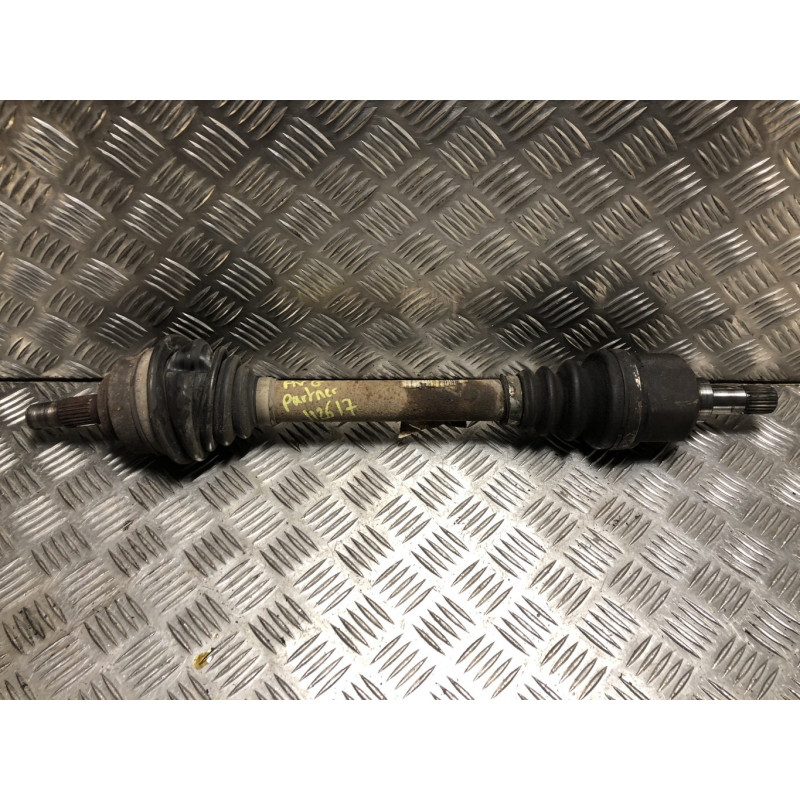 Cardan gauche (transmission) PEUGEOT PARTNER 2 PHASE 1 d’occasion